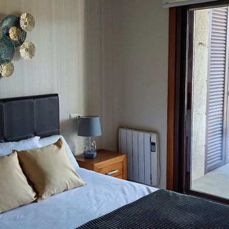 Acogedor Apartamento Con Terraza En Portonovo Exteriör bild